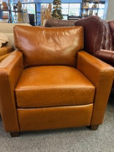 Just one style in a group of 8, the Omnia Stationary Solutions Program gives you all the options you need to build-your-own design and comfort. See Power Solutions for the reclining version of this custom Program.