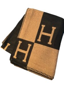 H Monogram Cashmere Wool Throw Blanket - Brown and Black